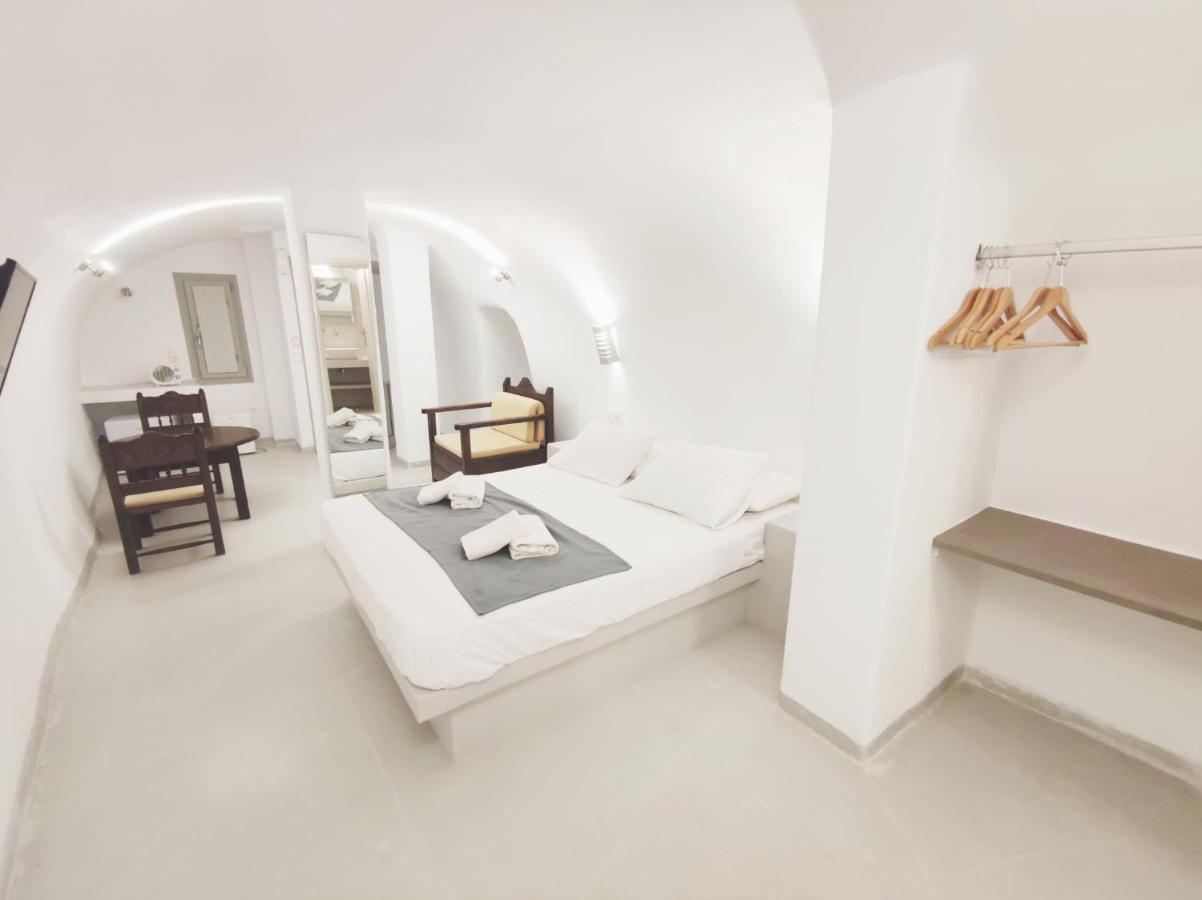 Getaway Fira Centre Fira (Santorini) Exterior photo